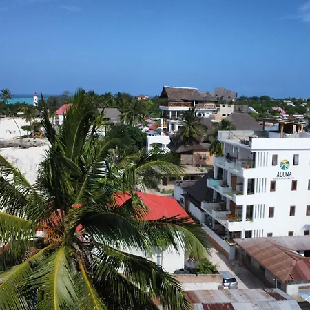 Aluna Beach Apartments
